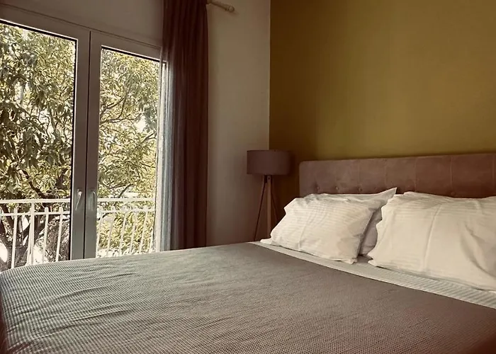 Sotiris Mandarin House Apartment *